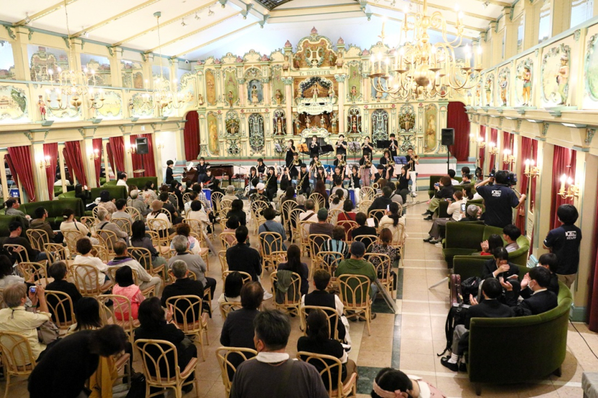 富士五湖に響いたジャズの架け橋